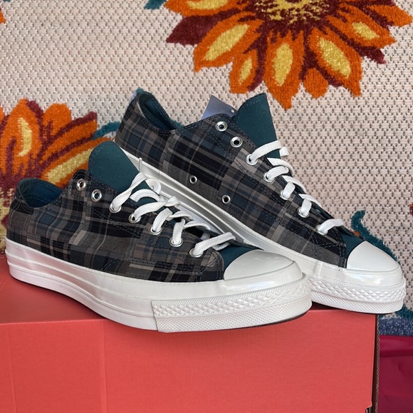 Converse 166852C
CHUCK 70 OX 
BLACK/FADED SPRUCE
Men’s sneakers - athletic shoes - Picture 5 of 16